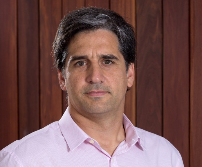 AMD: Trabajando hombro a hombro con cada socio de negocio
