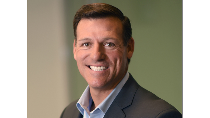 Paul Bay es el nuevo CEO de Ingram Micro; Alain Monié, nuevo presidente ejecutivo de la organización