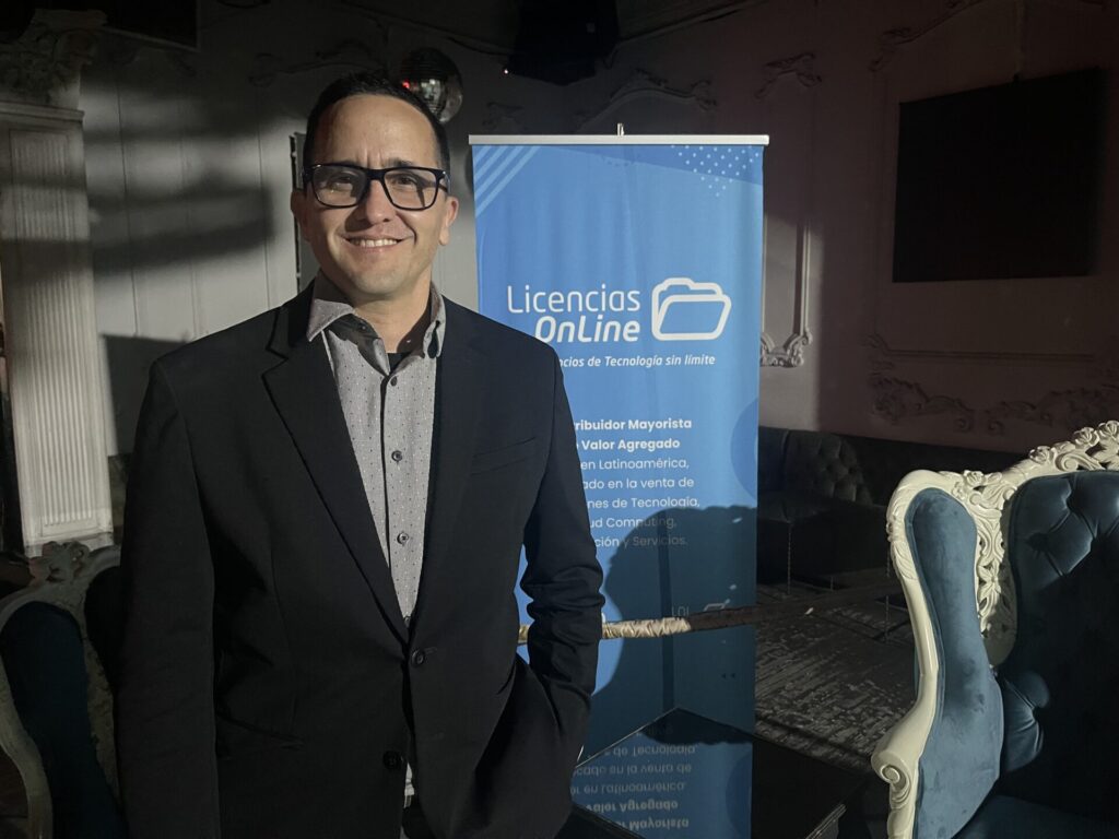 Ernesto Jiménez, Country Sales Manager de Licencias OnLine en México.
