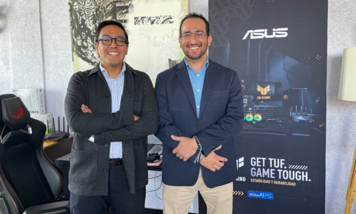 Victor Sanchez Castillo y Héctor Ramírez