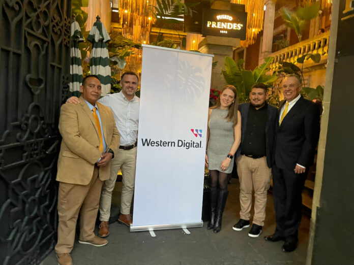 Teams locales y regionales de Western Digital Teams locales y regionales de Western Digital