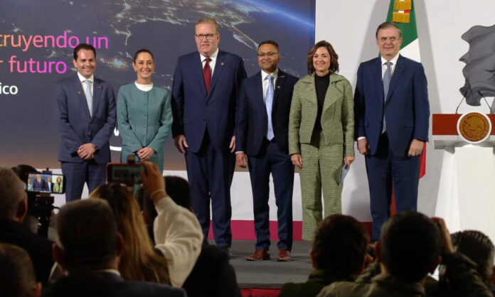 AWS en la Mañanera: conferencia matutina de la Presidenta de Mexico.