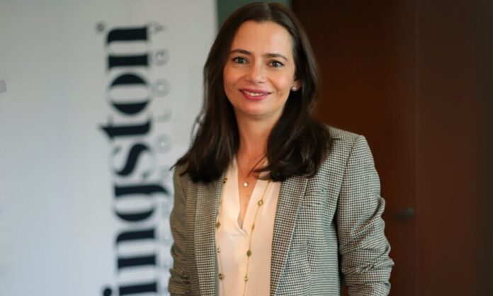 Cristina Carbajal, Gerente General en Kingston México.