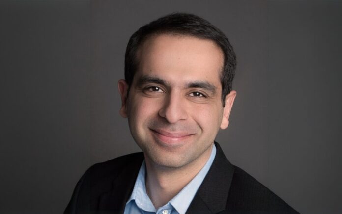 Varun Chhabra, VP de Cloud & Edge Product Marketing