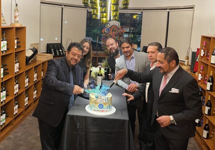 BeIT celebró sus 19 años en México.