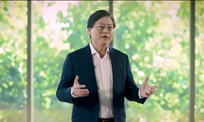 Yuanqing Yang
