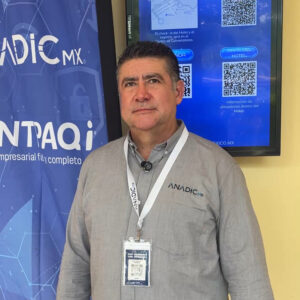 David Grajales, presidente de ANADIC México en el Summit 2025 celebrado en Riviera Maya.
