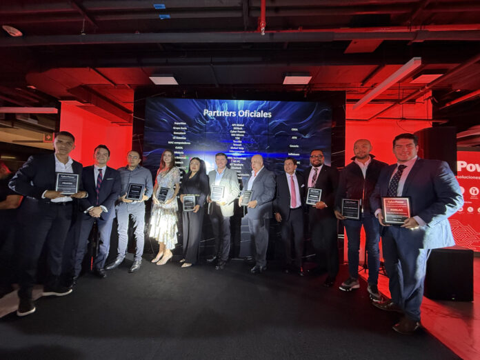 CyberPower System celebró una jornada para reconocer a los socios.