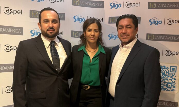 Angel Domínguez Gabriela Anaya (Siigo) y Fausto Escobar HD