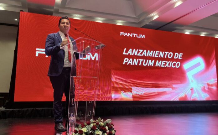 Irvin Galván, Country Sales Manager en Pantum.