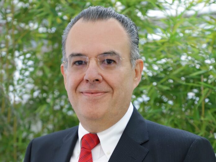 Eduardo Alexandri (2) Eduardo Alexandri (2)
