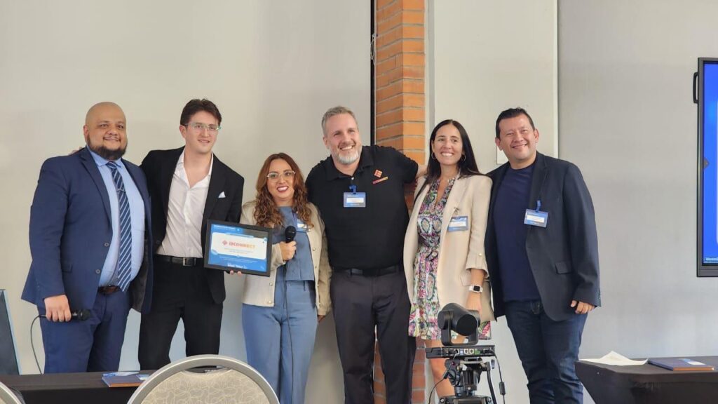 i3CONNECT presentó sus nuevas pantallas ASPEN4 en México.