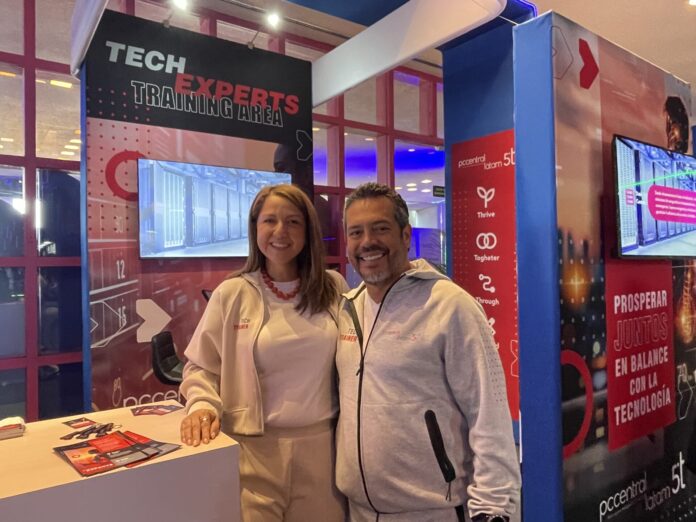 Ailyn Córdoba, Directora General; y José Penaranda, Co Fundador, en PC Central. Ailyn Córdoba, Directora General; y José Penaranda, Co Fundador, en PC Central.