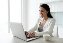 Enfoque + Productividad: CompuSoluciones Potencia la Productividad con HP y Windows 11 Pro
