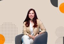 Nuevo liderazgo en CompuSoluciones: Ana María Arreola es nombrada Directora General Fotografía de retrato ejecutivo de Ana María Arreola Barbosa, vistiendo atuendo formal y sonriendo hacia la cámara sobre un fondo corporativo.