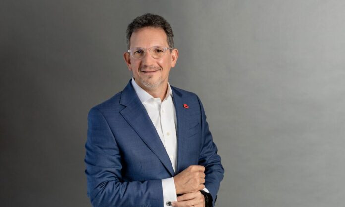 Javier Cordero, VP y Director General de Red Hat NOLA.