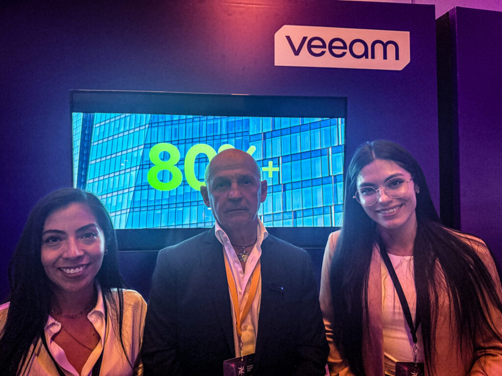 Carlos Ortiz, Director General en Veeam México.