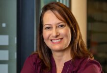 HPE Morpheus VM Essentials: Reducción de costos en licencias de virtualización Erika Araujo, Directora de Canales y Ecosistemas para Latinoamérica y Sur de Europa (LASER).