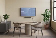 Jabra lanza PanaCast U30: Videocolaboración accesible para PyMEs Jabra presenta su nueva barra de vídeo PanaCast U30.