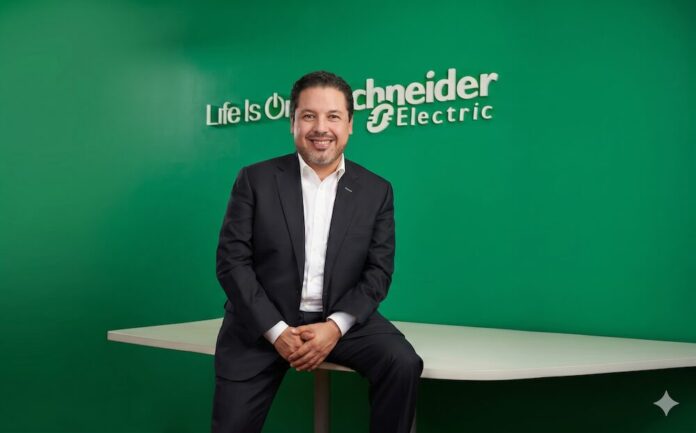 José Alberto Llavot, Schneider Electric.