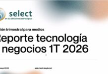 Reporte trimestral de Select: sector TIC acelera 5.4% en 2026 Lámina de presentación digital de la firma de análisis Select, con fondo blanco decorado con texturas granuladas en tonos azul, naranja y beige en los extremos superiores e inferiores. En el centro destaca el logotipo de la consultora junto al texto "Sesión trimestral para medios" y el encabezado principal en letras negras "Reporte tecnología y negocios 1T 2026", fechado el 15 de mayo de 2026.