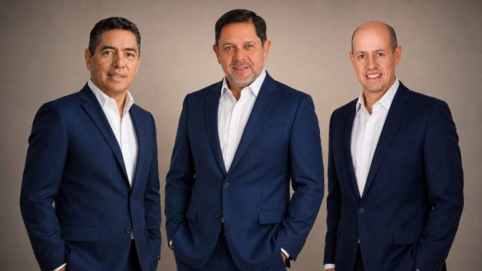 Rafael Chavez, Alejandro Aramburu y Carlos Lira, de Rubriko