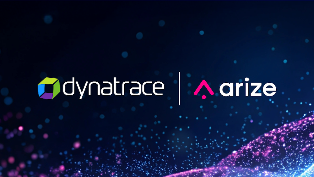 Logotipos de Dynatrace y Arize dispuestos uno al lado del otro, separados por una fina línea vertical, sobre un fondo azul oscuro iluminado por un flujo de partículas brillantes.