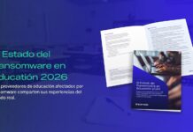 Sophos: El 85% de los ataques de ransomware en educación inicia robando credenciales Composición gráfica que muestra la portada de la investigación "El Estado del Ransomware en Educación 2026" con texto en tonos verde neón a la izquierda, y a la derecha el documento del informe de Sophos desplegado en formato digital e impreso sobre una mesa.
